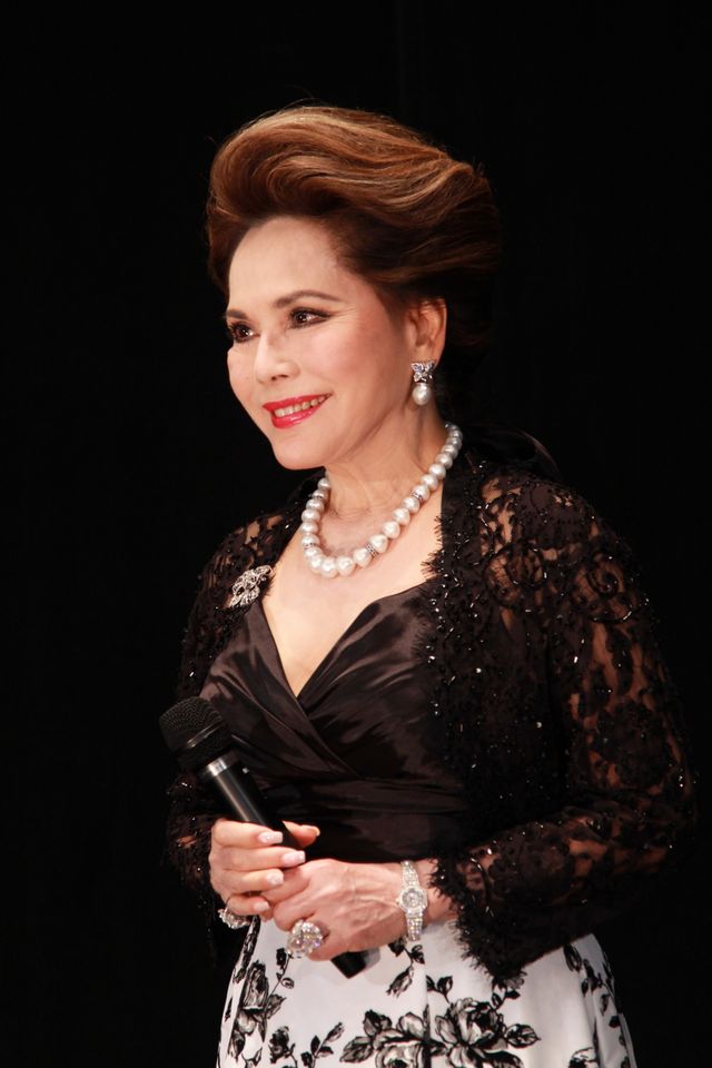 スラリと伸びた手足！最凶のヒロインを演じた小松菜奈フォトギャラリー（2枚目）