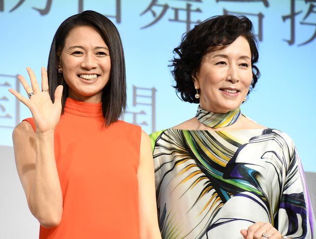 登壇者みな涙…思いがあふれた映画『女たち』初日舞台あいさつ（2枚目）