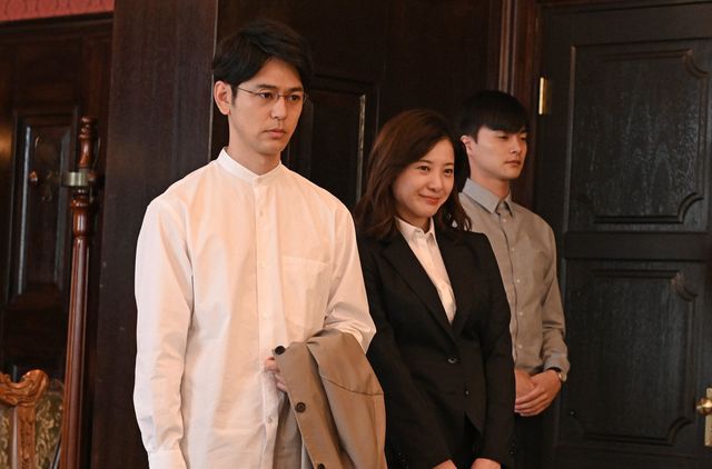 妻夫木聡、吉高由里子に翻弄される…「危険なビーナス」初回場面写真（16枚目）