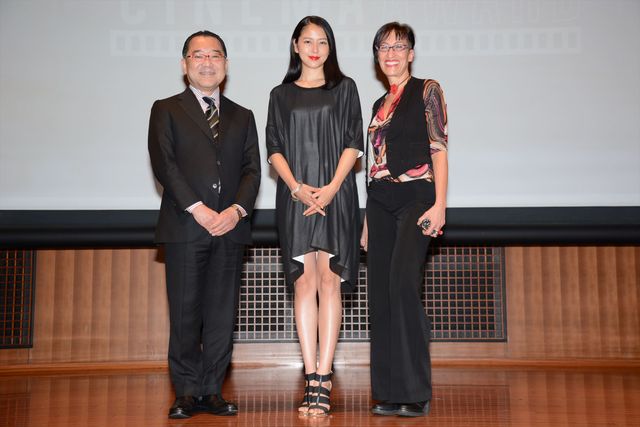 長澤まさみの輝く美脚！フォトギャラリー：フォトギャラリー