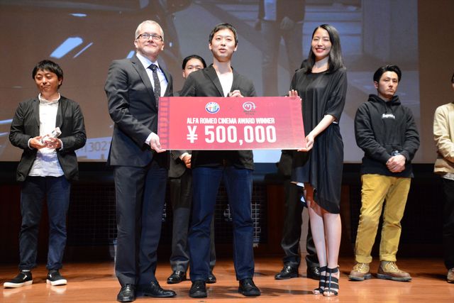 長澤まさみの輝く美脚！フォトギャラリー（15枚目）