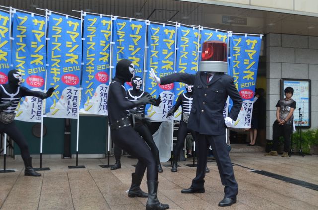 「映画泥棒」カメラ男＆パトランプ男が有楽町で生ダンス！フォトギャラリー（3枚目）