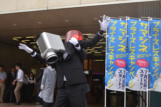 「映画泥棒」カメラ男＆パトランプ男が有楽町で生ダンス！フォトギャラリー（21枚目）