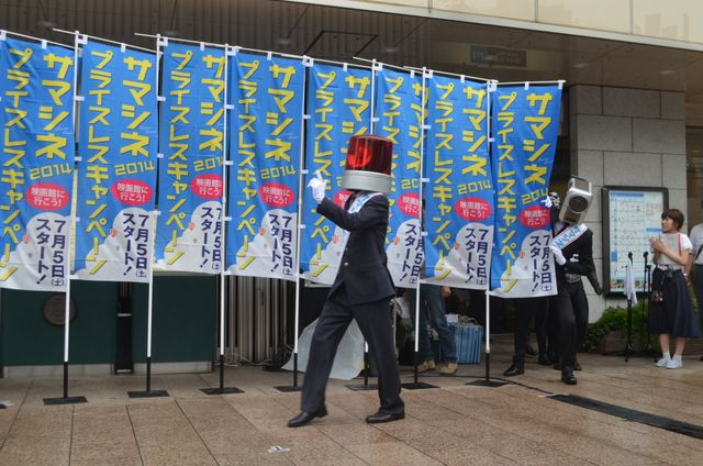 「映画泥棒」カメラ男＆パトランプ男が有楽町で生ダンス！フォトギャラリー（22枚目）