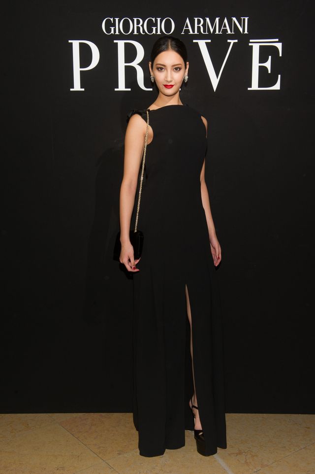 アルマーニ ドレス 美品 エンポリオアルマーニ 黒 フリル付き