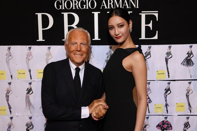 広瀬すず＆菜々緒、ジョルジオ アルマーニのドレスで登場（3枚目）