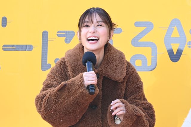 芳根京子、パネルを突き破り登場！ディズニー＆ピクサー『私がビーバーになる時』声優発表イベント（4枚目）