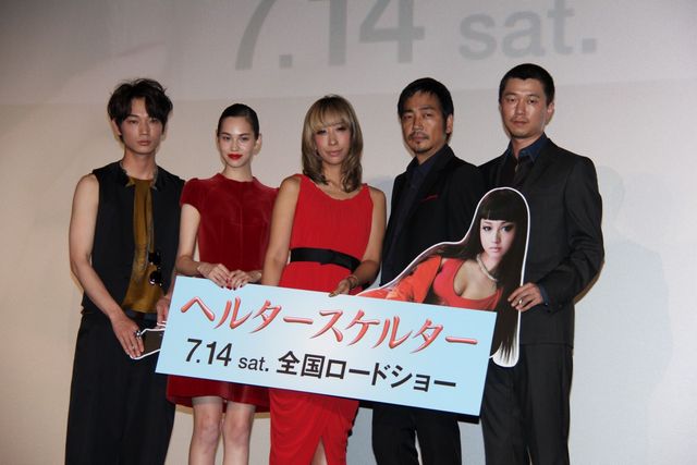 映画『ヘルタースケルター』のジャパンプレミア写真ギャラリー（11枚目）