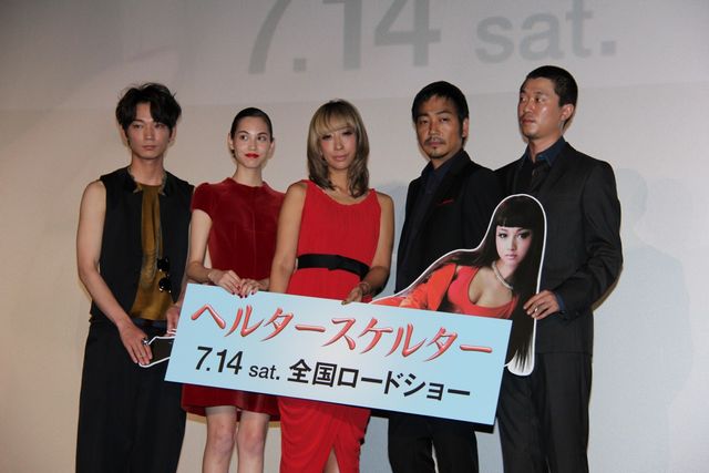 映画『ヘルタースケルター』のジャパンプレミア写真ギャラリー（12枚目）