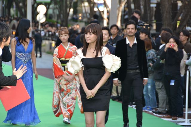 前田敦子がグリーンカーペットに登場！フォトギャラリー（9枚目）