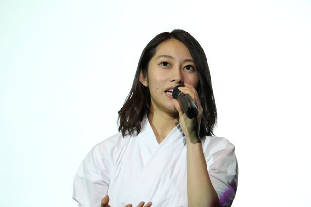 乃木坂46・西野七瀬、桜井玲香、伊藤万理華が袴姿で登場！『あさひなぐ』舞台あいさつ（6枚目）