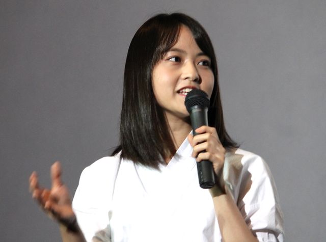 乃木坂46・西野七瀬、桜井玲香、伊藤万理華が袴姿で登場！『あさひなぐ』舞台あいさつ（10枚目）