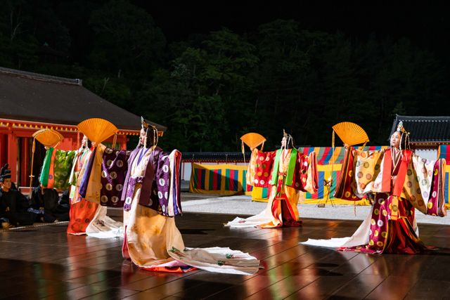 吉高由里子の舞姿「光る君へ」より（3枚目）