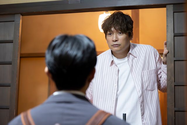「日本一の最低男」グレーなラストも話題！香取慎吾、志尊淳、佐野玲於、中井大ら第2話場面写真：フォトギャラリー