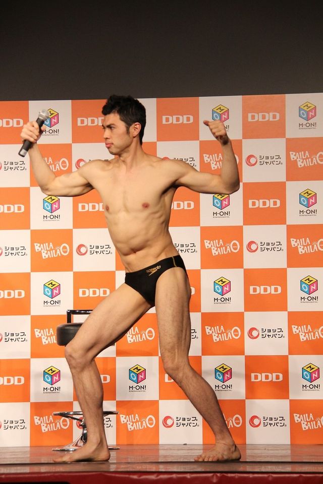 ヒロシと小島よしおが踊る！フォトギャラリー（8枚目）