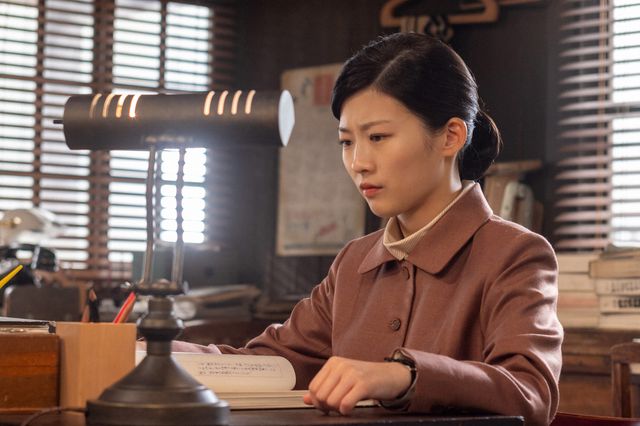 気まずい寅子（伊藤沙莉）…「虎に翼」第69回の場面写真（5枚目）