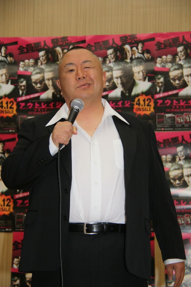 映画『アウトレイジ ビヨンド』＜悪人全員集合!!＞松村邦洋Presents“エイプリルフール”公開収録アフレコイベントフォトギャラリー：フォトギャラリー
