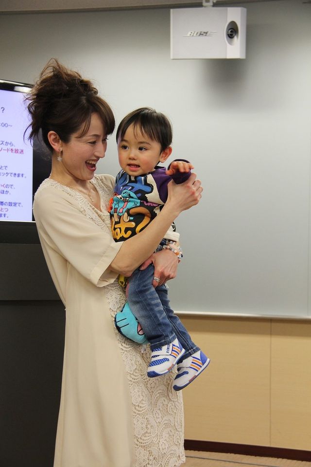 元CoCoはねだえりか、長男とイベント初登場！顔がそっくり!?フォトギャラリー（6枚目）