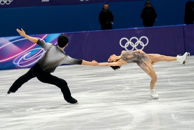 『グラディエーター』で大逆転金メダル！フィギュアスケート“りくりゅう”ペア（2枚目）