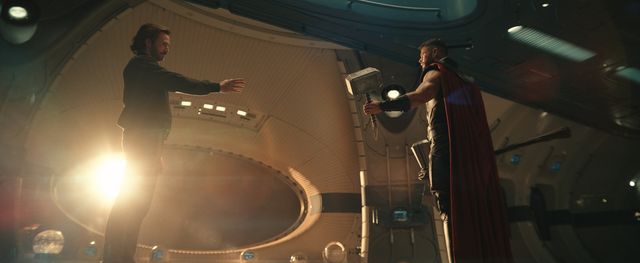 スティーブ・ロジャース＆ソーが再会！『アベンジャーズ／ドゥームズデイ』場面写真：フォトギャラリー