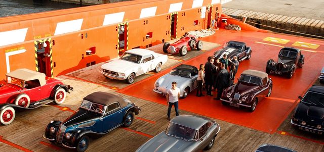 スコット・イーストウッドが高級クラシックカー専門の強盗団に！映画『スクランブル』：フォトギャラリー