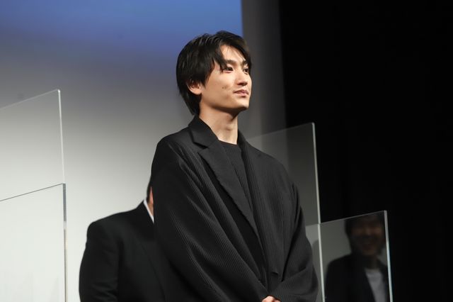 金子大地、伊藤万理華を見て「本当にハダシがそこにいる」（10枚目）