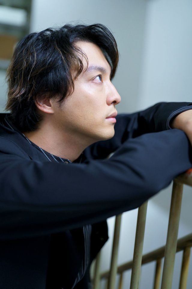 渡部秀、大人の魅力！映画『科捜研の女　-劇場版-』インタビューカット（9枚目）