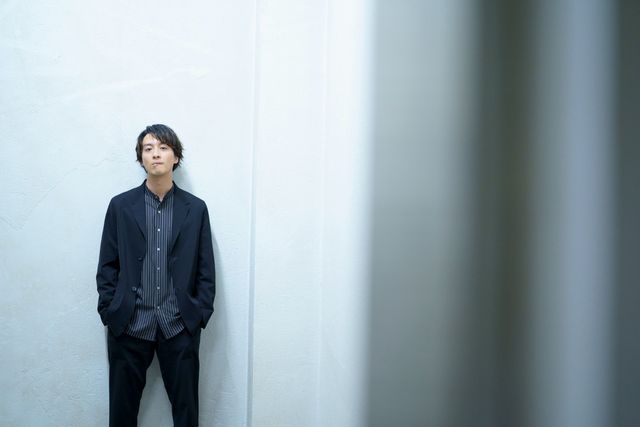 渡部秀、大人の魅力！映画『科捜研の女　-劇場版-』インタビューカット（12枚目）