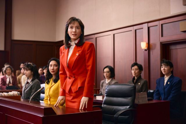 綾瀬はるか主演『ファーストボイス』場面写真一挙公開（2枚目）