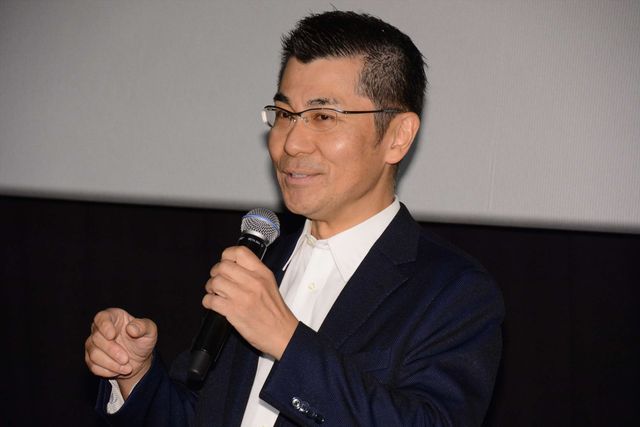 頬を寄せ合う木村文乃＆尾野真千子！『ちいさな英雄－カニとタマゴと透明人間－』公開記念舞台あいさつ：フォトギャラリー