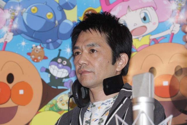 加藤晴彦を気遣う中川家の礼二『それいけ！アンパンマン　おもちゃの星のナンダとルンダ』アフレコギャラリー（2枚目）
