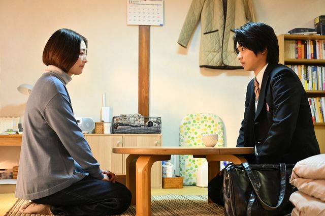 御上が出た電話の内容は…「御上先生」第6話場面写真【ネタバレあり】（28枚目）