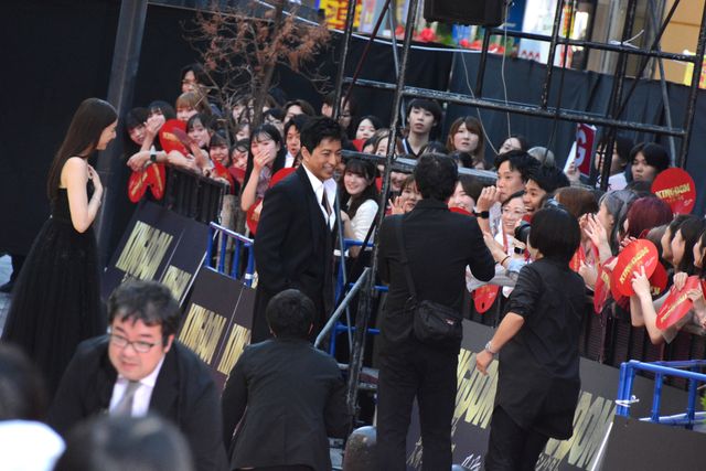 大沢たかお、新木優子をエスコート！『キングダム　大将軍の帰還』レッドカーペット＆舞台挨拶の様子（2枚目）