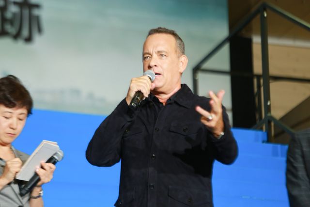 海老蔵は日本のジェームズ・ボンド！トム・ハンクス＆アーロン・エッカートが宣言！映画『ハドソン川の奇跡』ジャパンプレミアイベントギャラリー（7枚目）