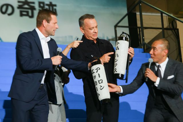 海老蔵は日本のジェームズ・ボンド！トム・ハンクス＆アーロン・エッカートが宣言！映画『ハドソン川の奇跡』ジャパンプレミアイベントギャラリー（10枚目）