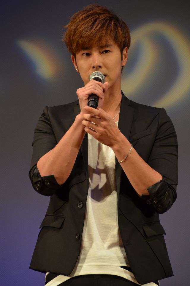 東方神起サプライズ登場！映画『貞子3D2』の完成披露プレミア上映会フォトギャラリー（17枚目）