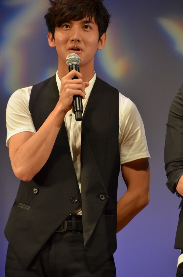 東方神起サプライズ登場！映画『貞子3D2』の完成披露プレミア上映会フォトギャラリー（18枚目）