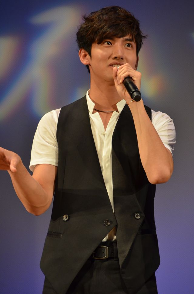 東方神起サプライズ登場！映画『貞子3D2』の完成披露プレミア上映会フォトギャラリー（19枚目）