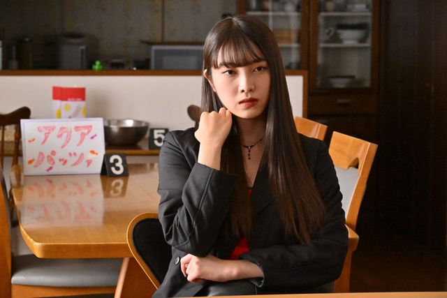 “名探偵”草加雅人と一緒に犯人探し！「仮面ライダー555殺人事件」場面写真（6枚目）