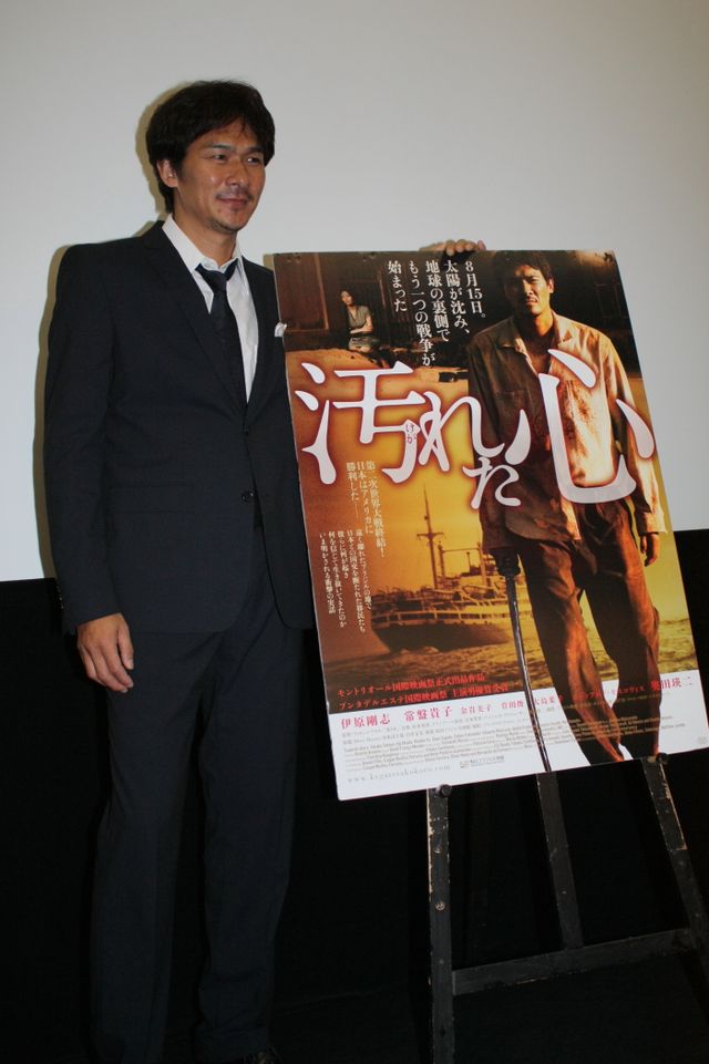 映画『汚れた心』初日舞台あいさつフォトギャラリー（8枚目）