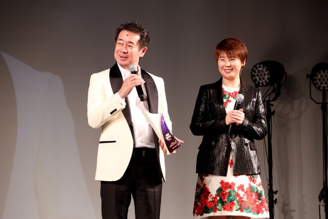 齋藤飛鳥、三吉彩花、山本彩ら美の競演！「WEIBO Account Festival in Tokyo 2020」授賞式（4枚目）