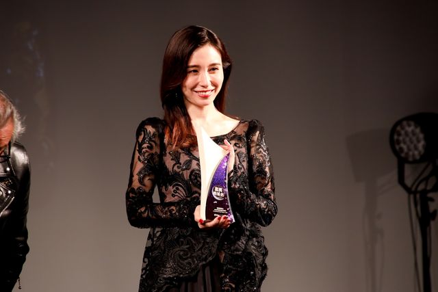 齋藤飛鳥、三吉彩花、山本彩ら美の競演！「WEIBO Account Festival in Tokyo 2020」授賞式（17枚目）