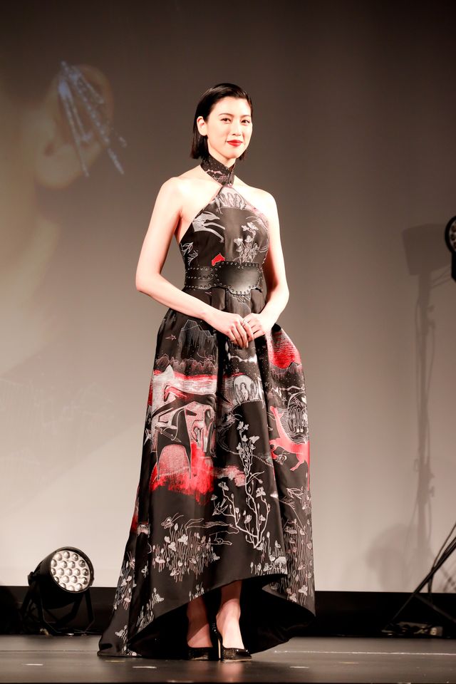 齋藤飛鳥、三吉彩花、山本彩ら美の競演！「WEIBO Account Festival in Tokyo 2020」授賞式（25枚目）