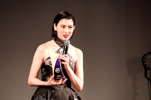 齋藤飛鳥、三吉彩花、山本彩ら美の競演！「WEIBO Account Festival in Tokyo 2020」授賞式（26枚目）