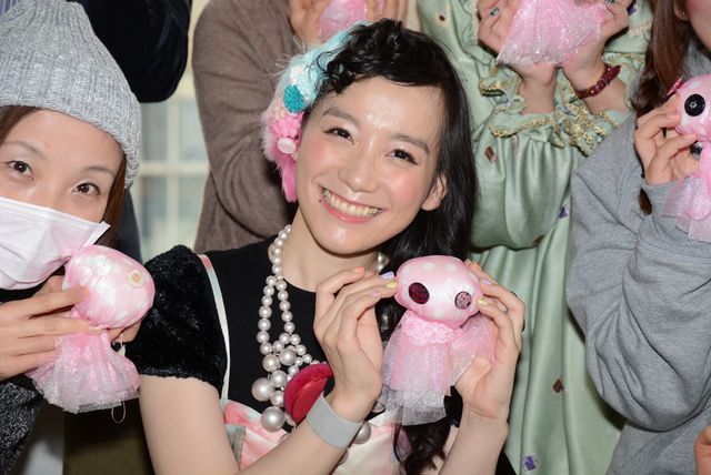 篠原ともえ、裁縫ワークショップを開催！　きっかけは能年玲奈!?　画像ギャラリー（4枚目）