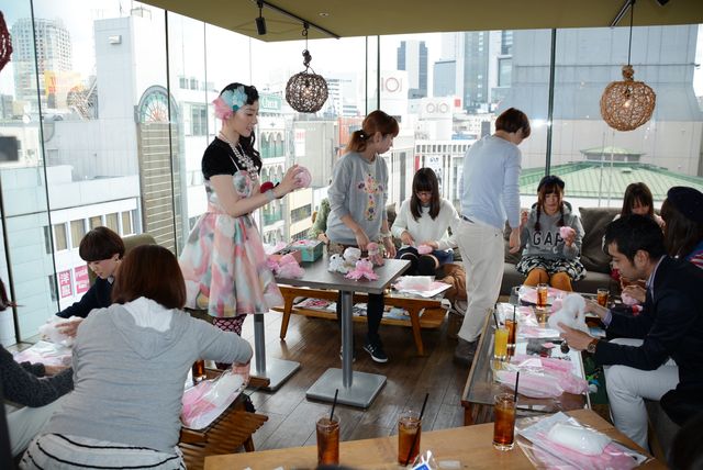 篠原ともえ、裁縫ワークショップを開催！　きっかけは能年玲奈!?　画像ギャラリー（14枚目）