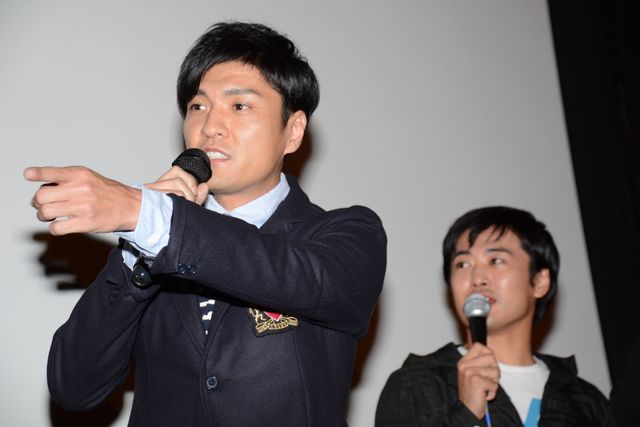 森山直太朗『ゴッドタン』舞台あいさつで生ライブ！フォトギャラリー（6枚目）