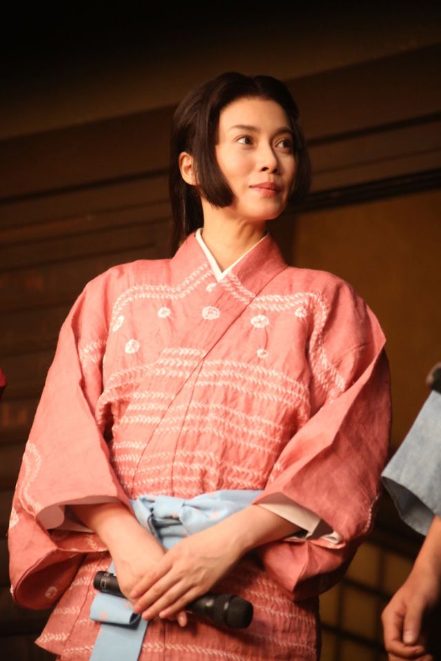 キャスト陣が役衣装を披露！フォトギャラリー（2枚目）