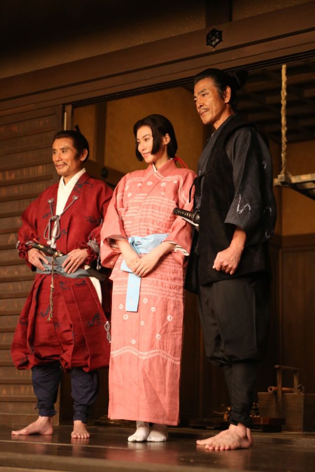 キャスト陣が役衣装を披露！フォトギャラリー（9枚目）