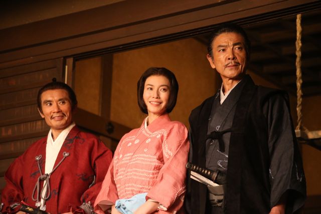 キャスト陣が役衣装を披露！フォトギャラリー（11枚目）